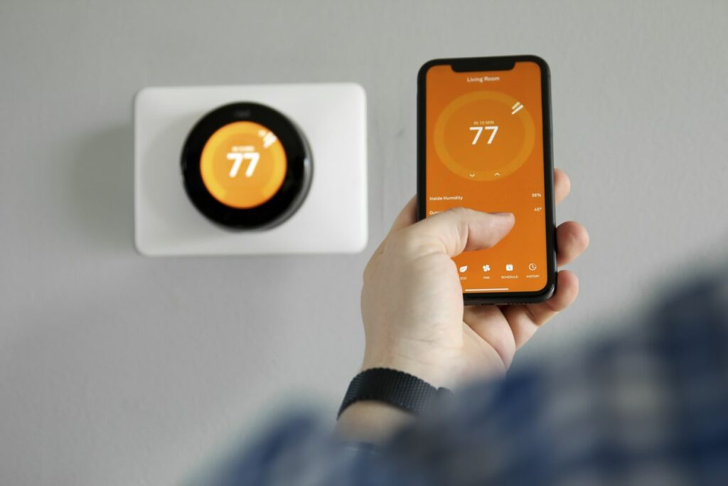 Pros and Cons of Installing A Smart Thermostat
